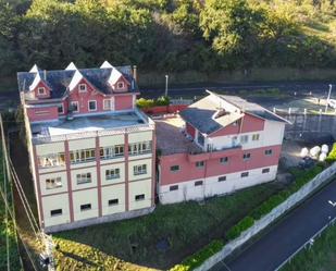 Vista exterior de Casa o xalet en venda en Grado amb Calefacció, Jardí privat i Terrassa