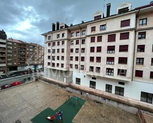 Vista exterior de Apartament en venda en Corvera de Asturias