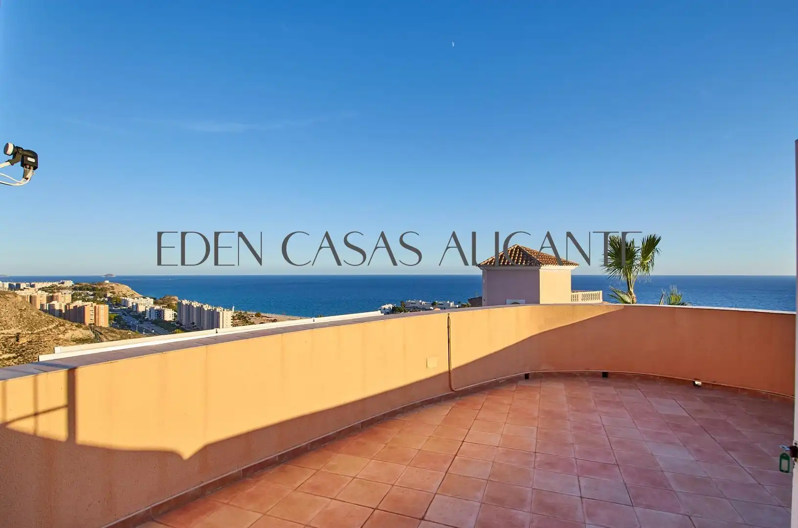 Terraza de Casa o chalet en venta en Villajoyosa / La Vila Joiosa con Aire acondicionado, Jardín privado y Terraza