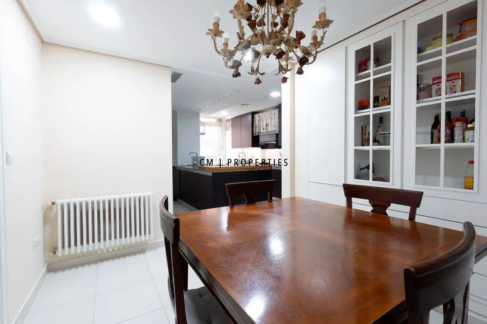 Comedor de Piso en venta en Valencia con Aire acondicionado, Amueblado y Balcón
