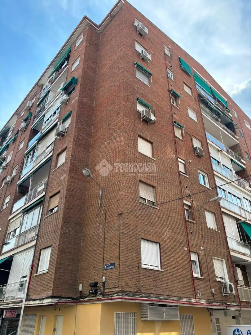 Exterior view of Study for sale in Madrid
