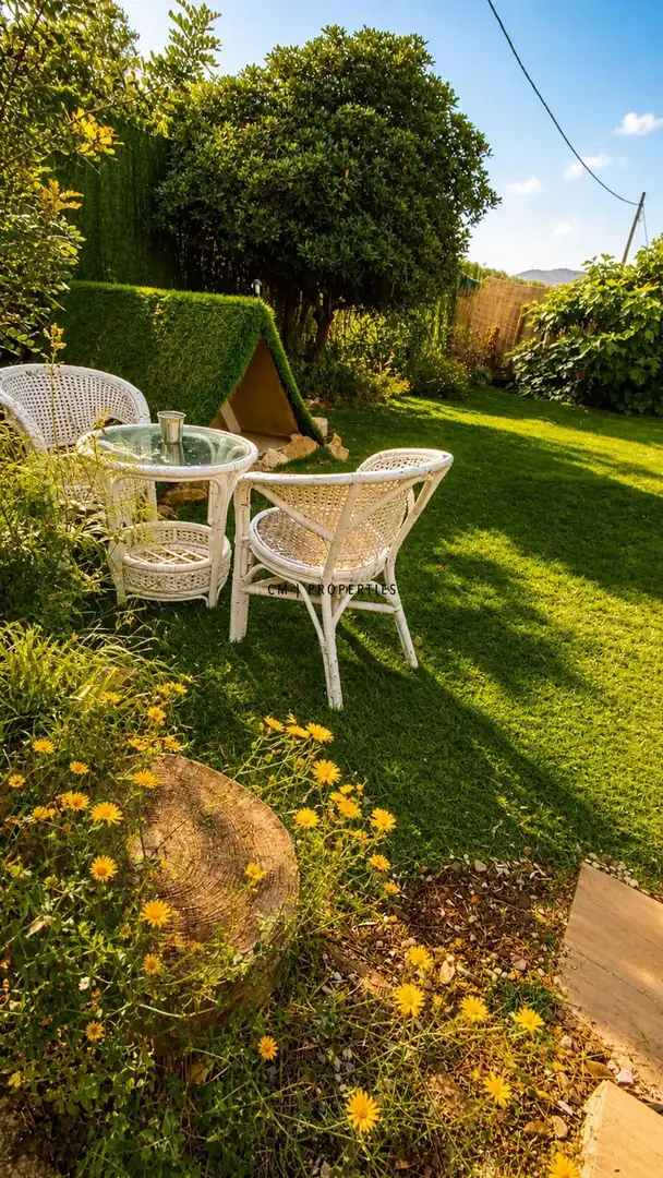 Jardín de Casa o chalet de alquiler en Chiva con Aire acondicionado, Calefacción y Terraza