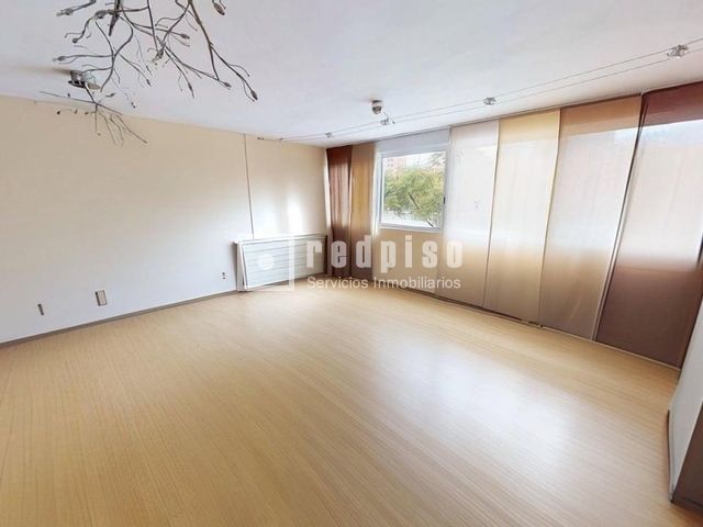 Habitación de Piso en venta en Alicante / Alacant con Calefacción, Trastero y Piscina