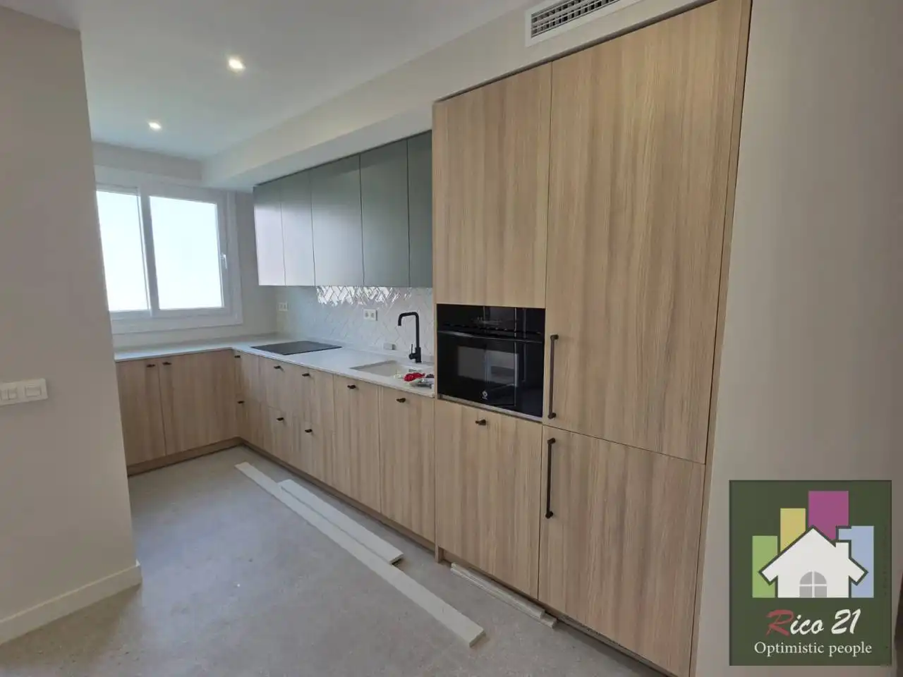 Küche von Wohnung zur Miete in Maria Auxiliadora - Barriada de Llera