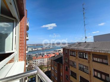 Piso con ascensor en venta en Capitán Mendizabal - La Sardinera