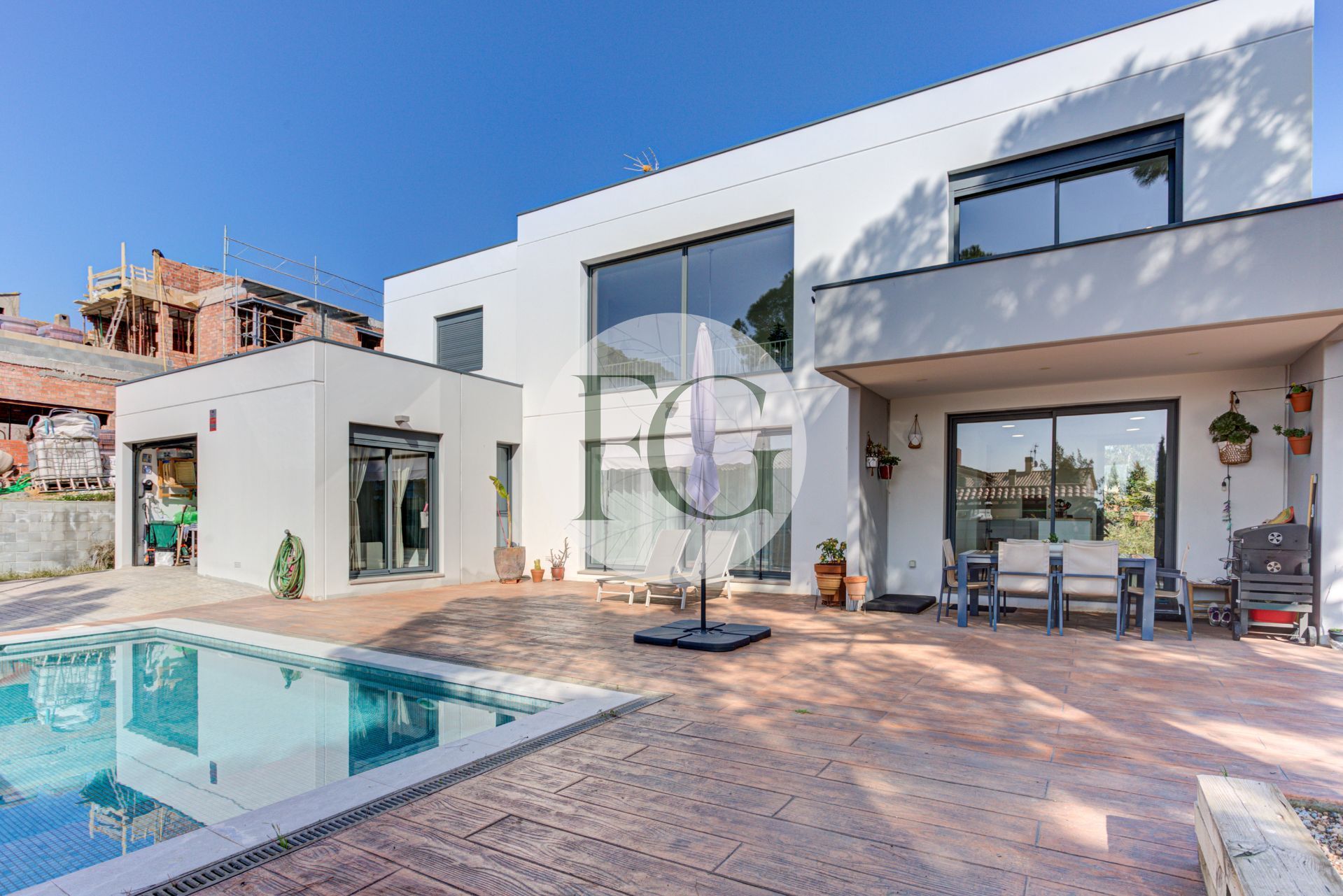 Exterior view of House or chalet for sale in Montmeló  with Heating, Private garden and Terrace