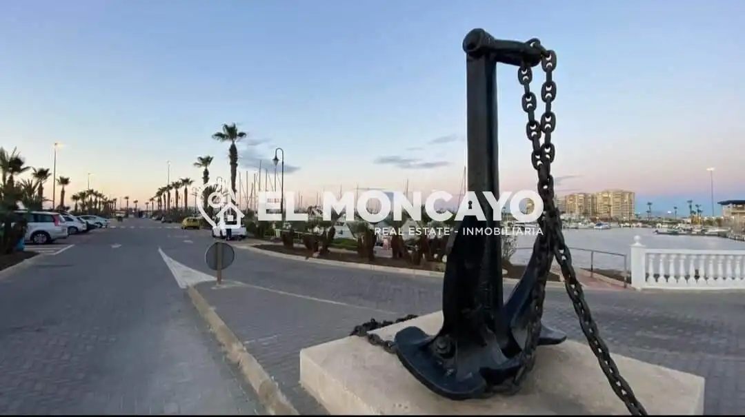 Vista exterior de Apartamento en venta en Guardamar del Segura con Calefacción, Terraza y Piscina comunitaria