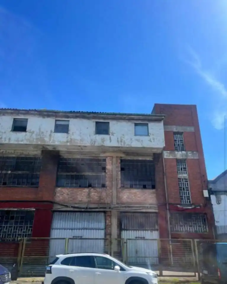 Nau industrial en venda a Polígono La Cerrada, imagen 2
