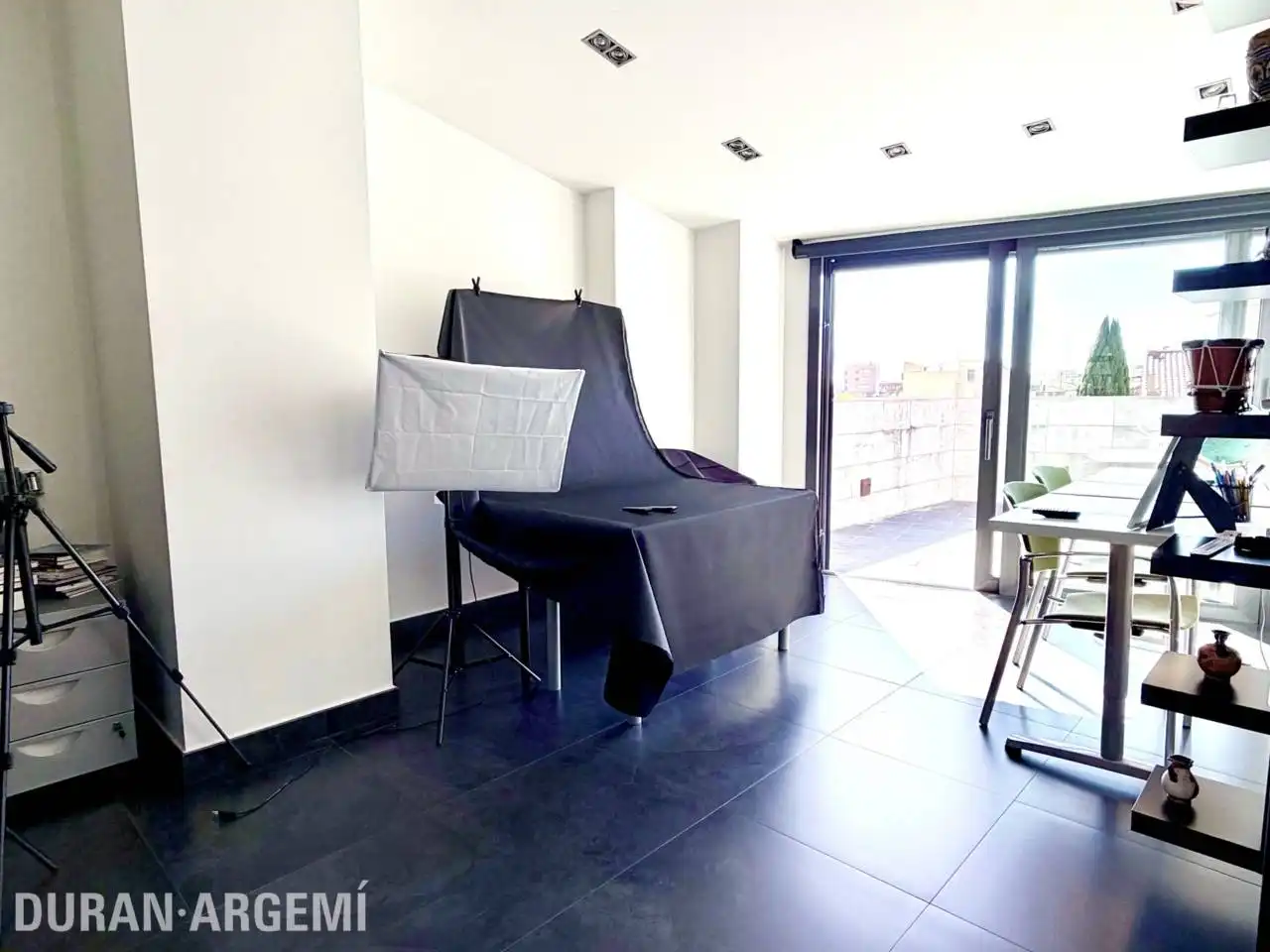 Terrassa de Casa o xalet en venda en Terrassa amb Aire condicionat, Calefacció i Jardí privat
