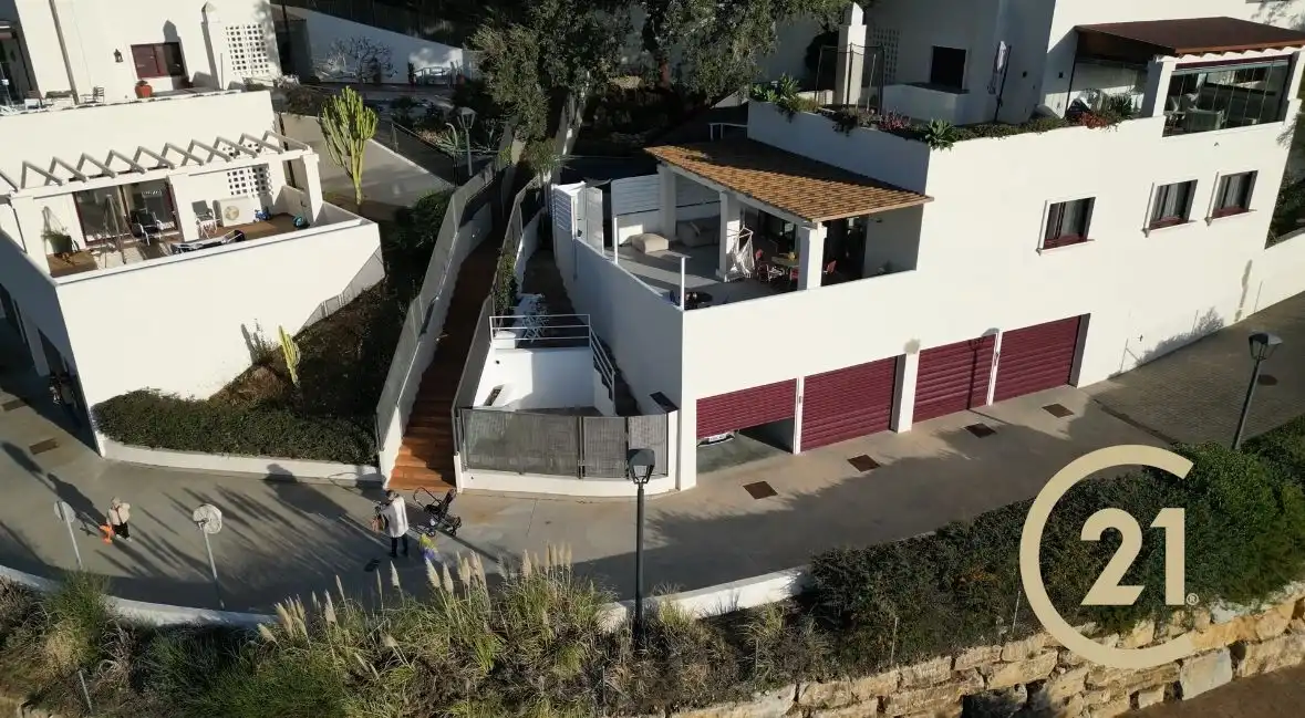 Vista exterior de Casa adosada en venta en Ojén con Aire acondicionado, Calefacción y Jardín privado
