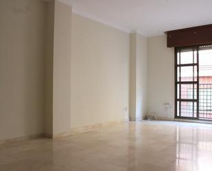 Bedroom of Flat to rent in  Granada Capital  with Air Conditioner and Balcony