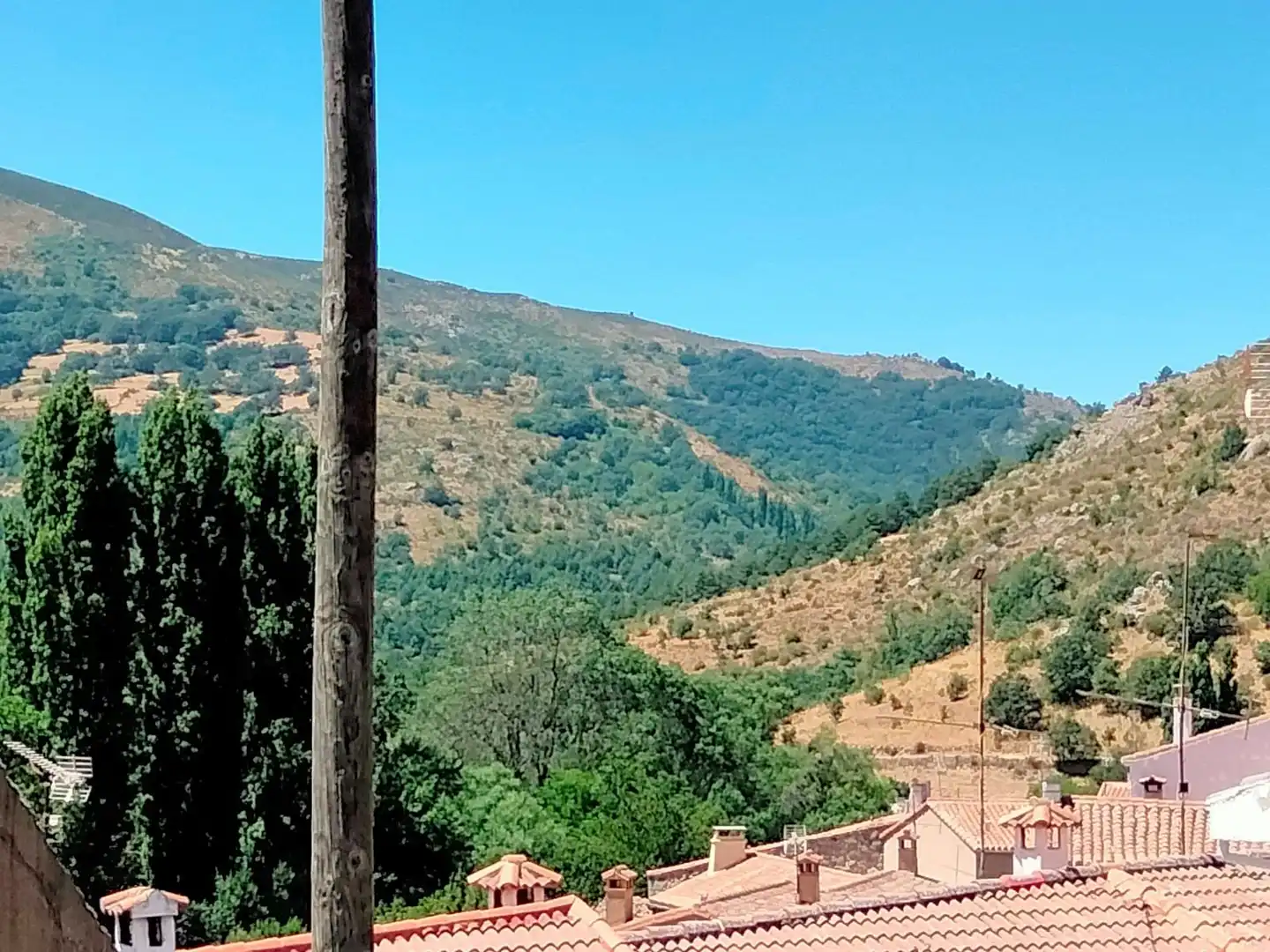 Vista exterior de Casa adosada en venta en Navacepedilla de Corneja con Calefacción y Trastero