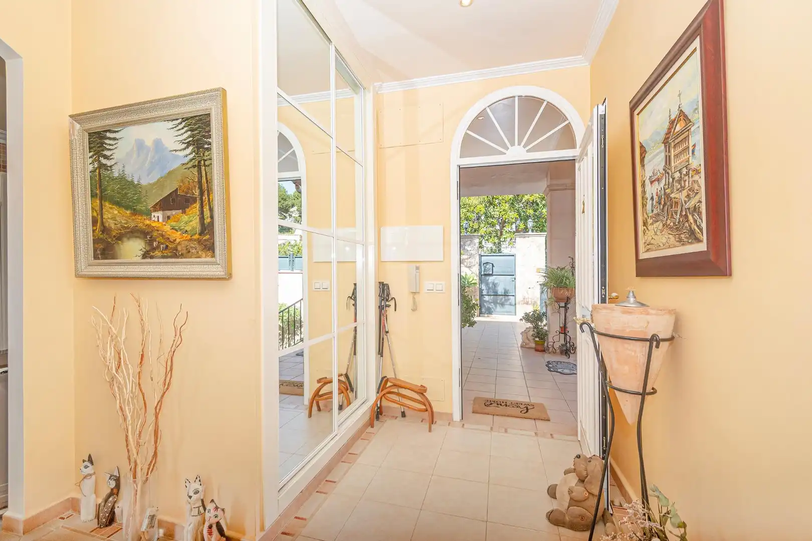 Houses for sale in Calvià  with Air Conditioner, Heating and Private garden