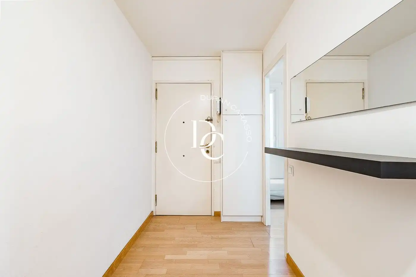 Dachboden zum Verkauf in Barcelona mit Klimaanlage, Heizung und Terrasse