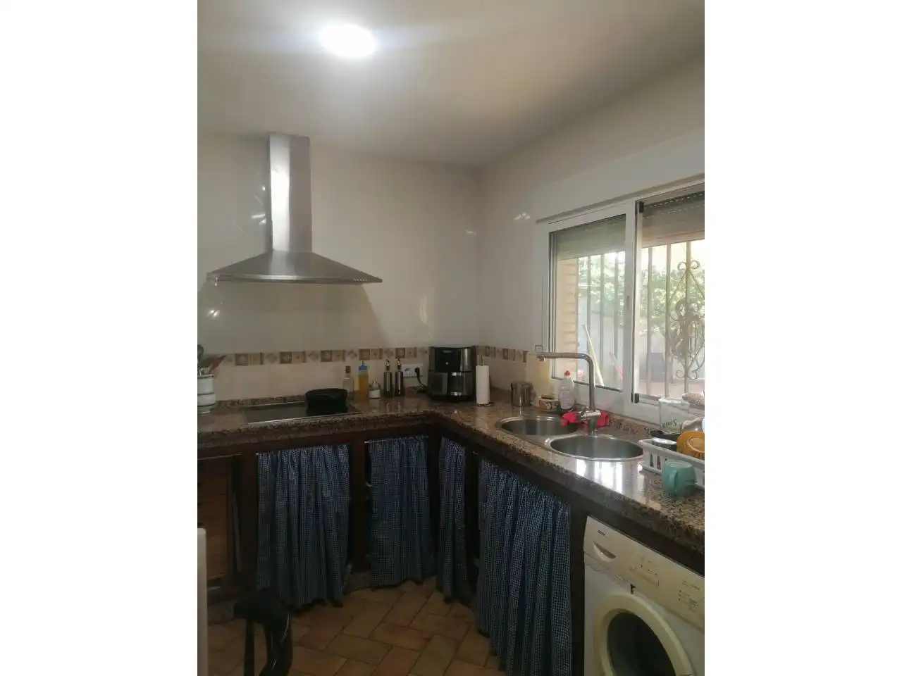 Cocina de Casa o chalet en venta en Carmona con Aire acondicionado, Jardín privado y Terraza
