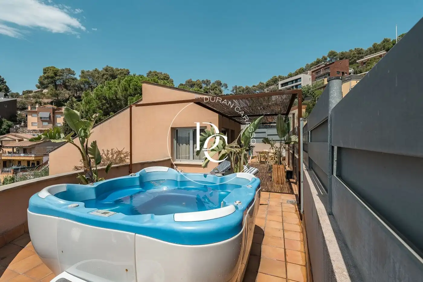 Terrassa de Casa o xalet en venda en Molins de Rei amb Aire condicionat, Calefacció i Jardí privat