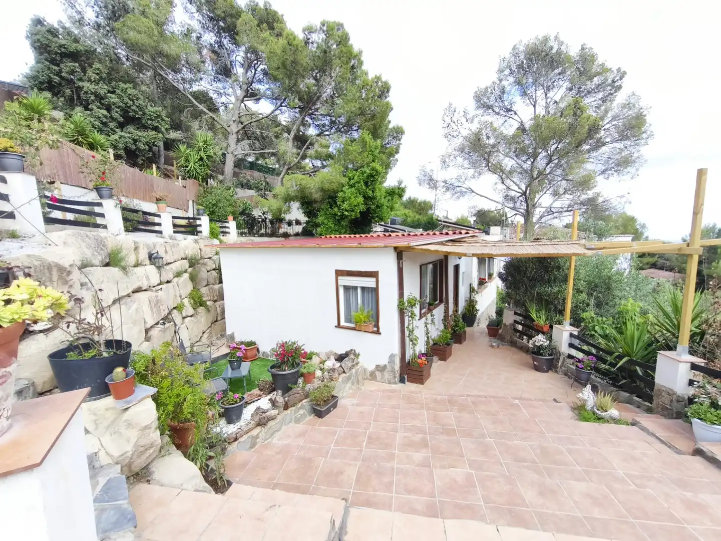 Chalet con terraza en venta en Carrer Arbolí 22, imagen 2