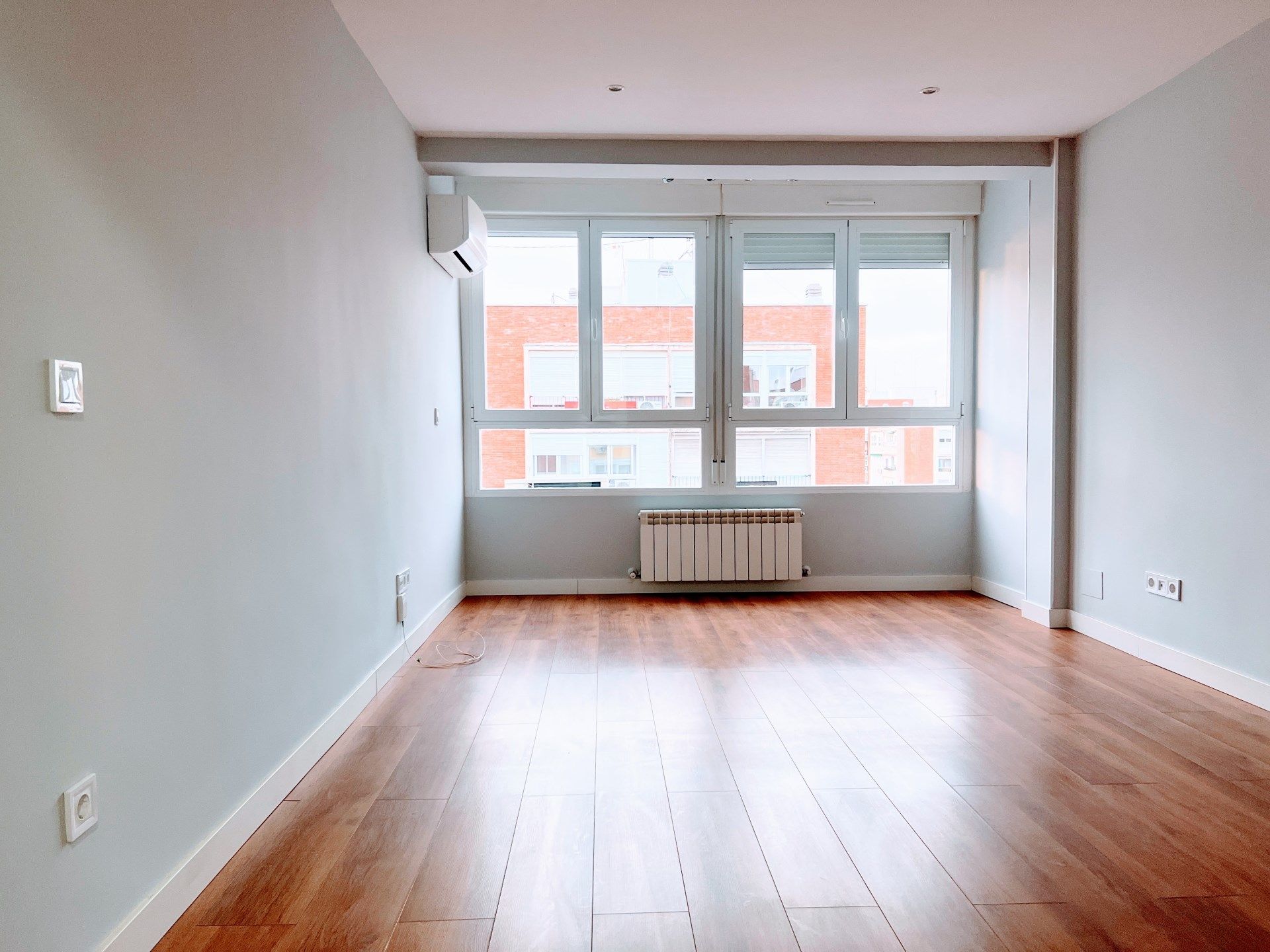 Bedroom of Flat to rent in  Madrid Capital  with Air Conditioner and Heating