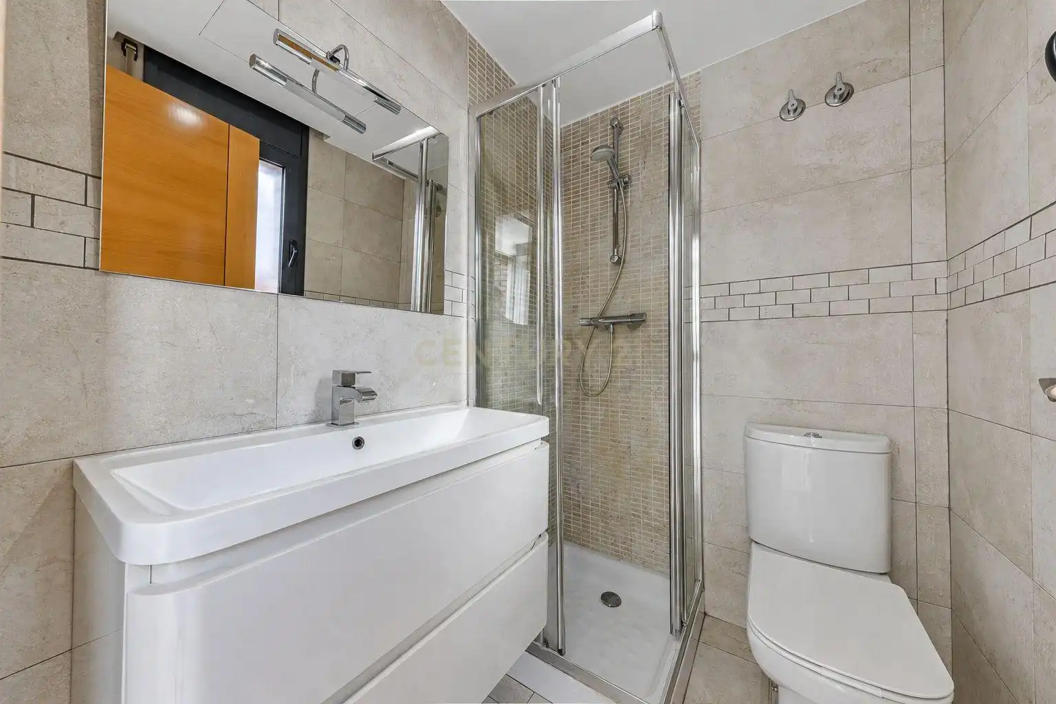 Adosado en venta en Avenida de Argentina, Cerdanyola del Vallès, Spain, imagen 18