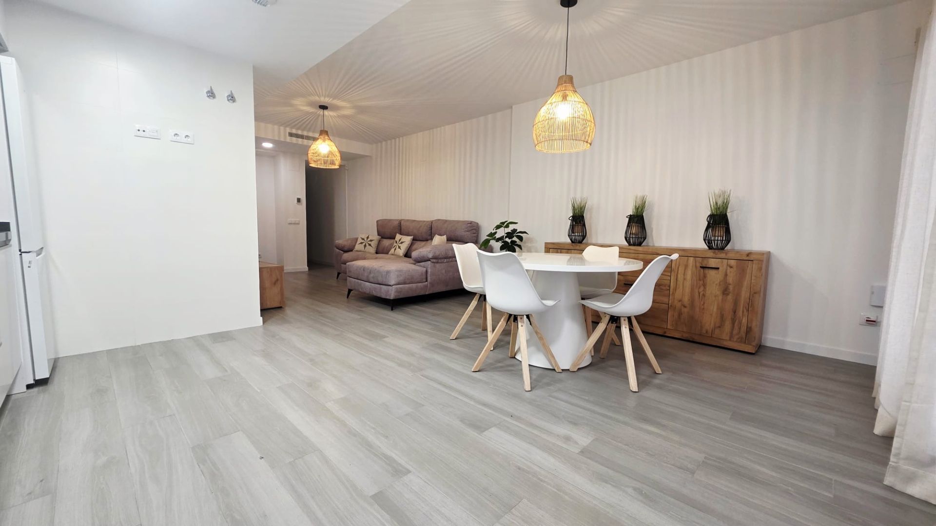 Living room of Flat for sale in Torrent  with Air Conditioner, Heating and Terrace