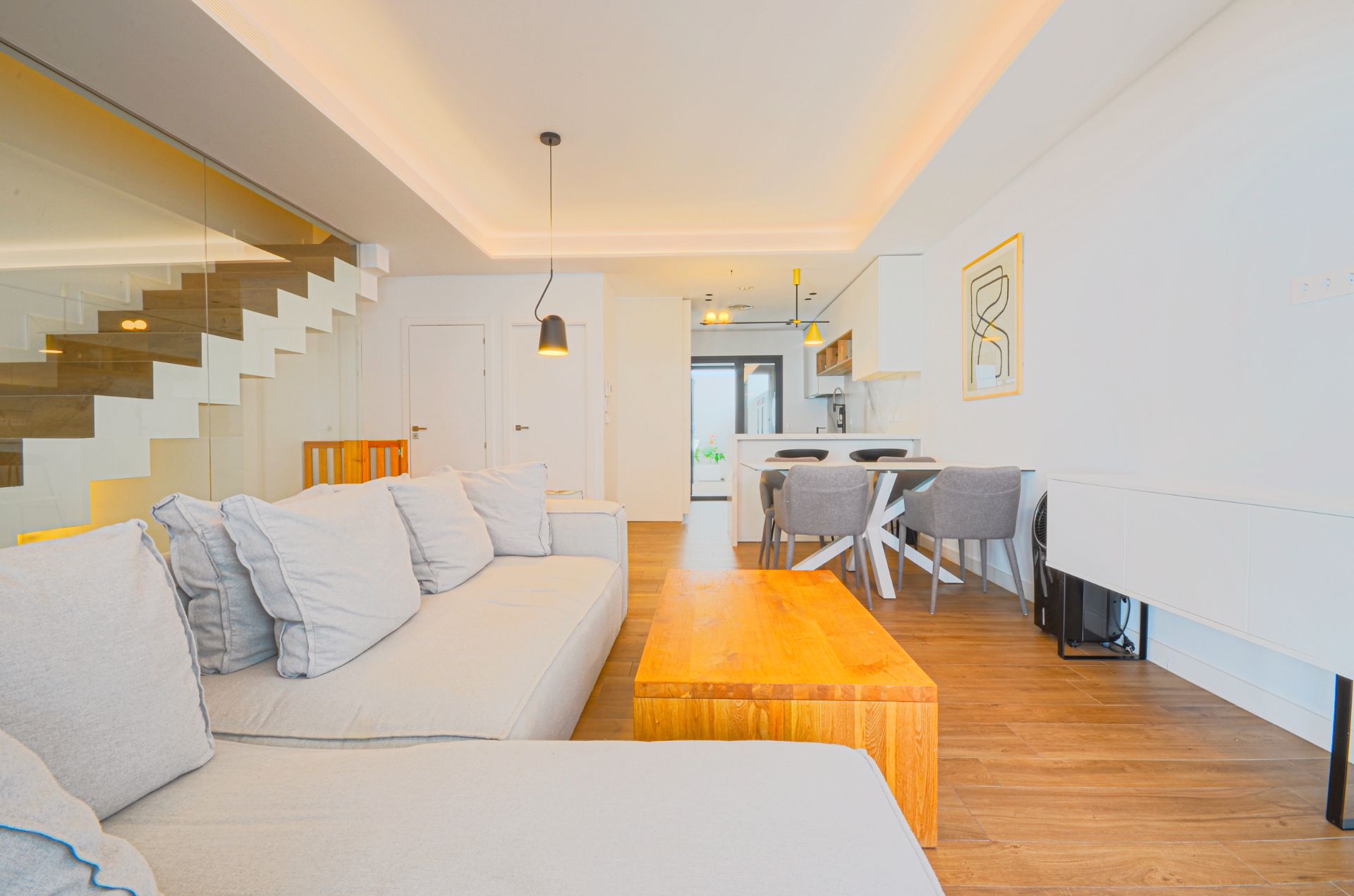 Living room of Single-family semi-detached for sale in  Huelva Capital  with Air Conditioner, Heating and Private garden