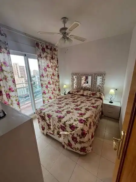 Apartamento con piscina en venta en Avenida Marina Baixa