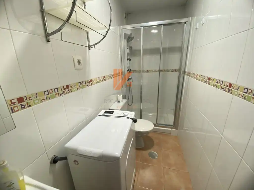 Bany de Apartament de lloguer en Santiago de Compostela  amb Moblat