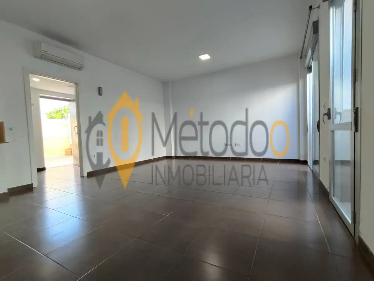 Casa adosada en venta en La Rinconada con Aire acondicionado, Terraza y Trastero