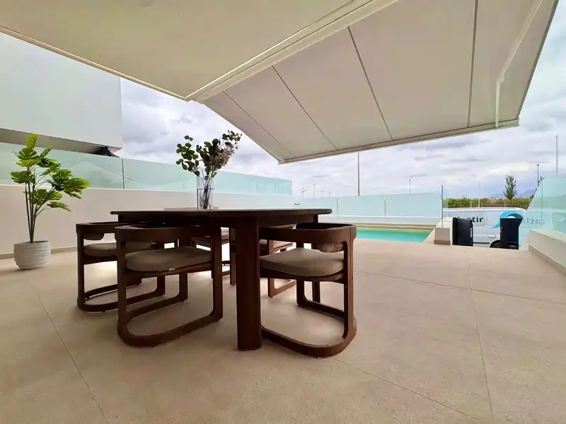 Maison jumelée avec piscine à vendre à C/ Maestra Julia Panchón, imagen 3