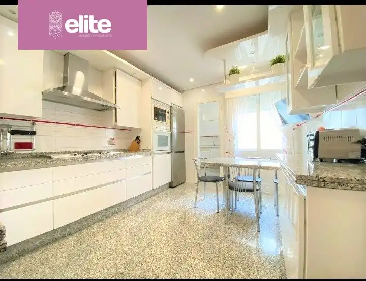 Kitchen of Flat for sale in Jerez de la Frontera  with Air Conditioner, Terrace and Storage room