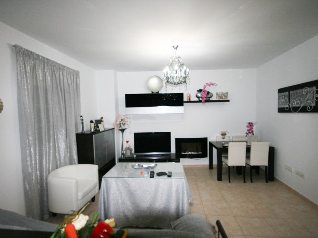 Sala de estar de Piso de alquiler en Coín