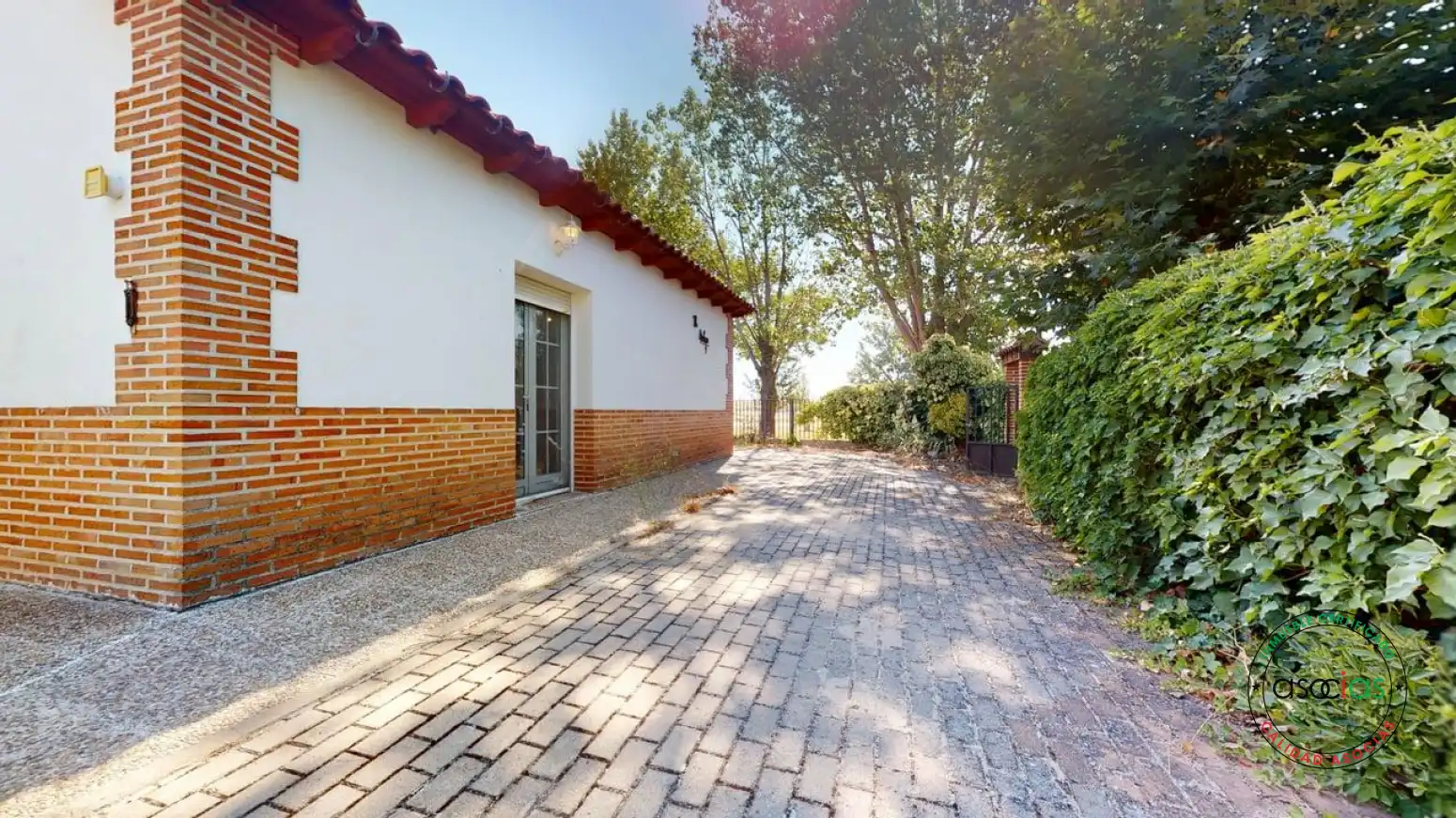 Vista exterior de Casa o xalet en venda en Juarros de Voltoya amb Calefacció i Traster