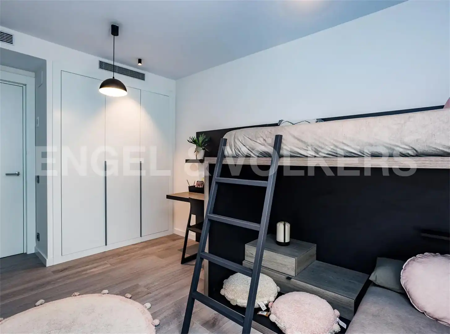 Flat for sale in Can Vidalet