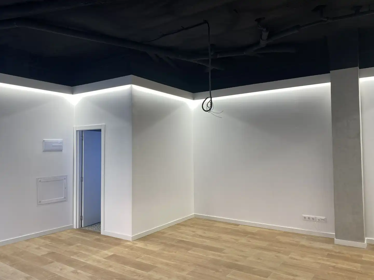 Local commercial à vendre à Eixample Sud – Migdia, imagen 5