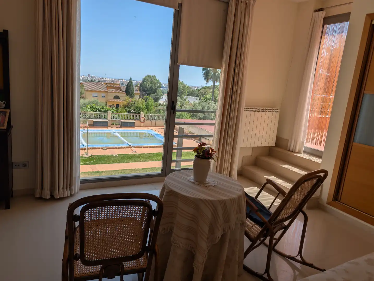 Habitación de Casa o chalet en venta en Castellón de la Plana / Castelló de la Plana con Calefacción, Jardín privado y Terraza