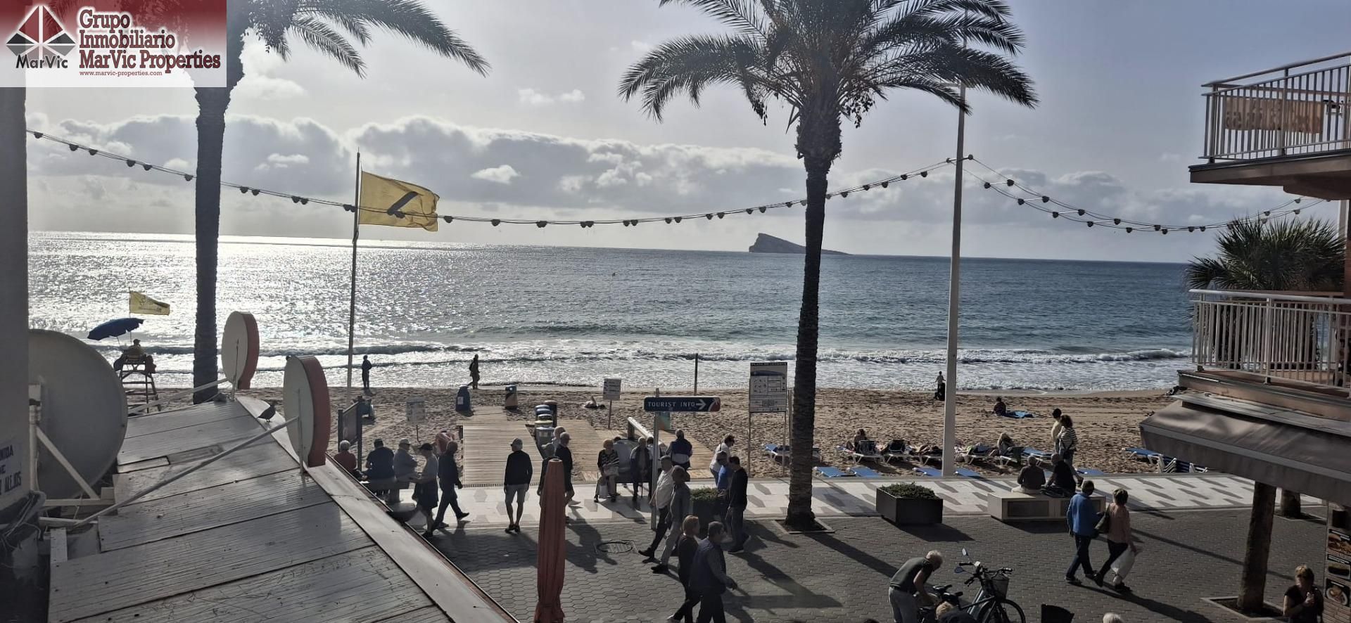Exterior view of Office for sale in Benidorm  with Air Conditioner, Heating and Terrace