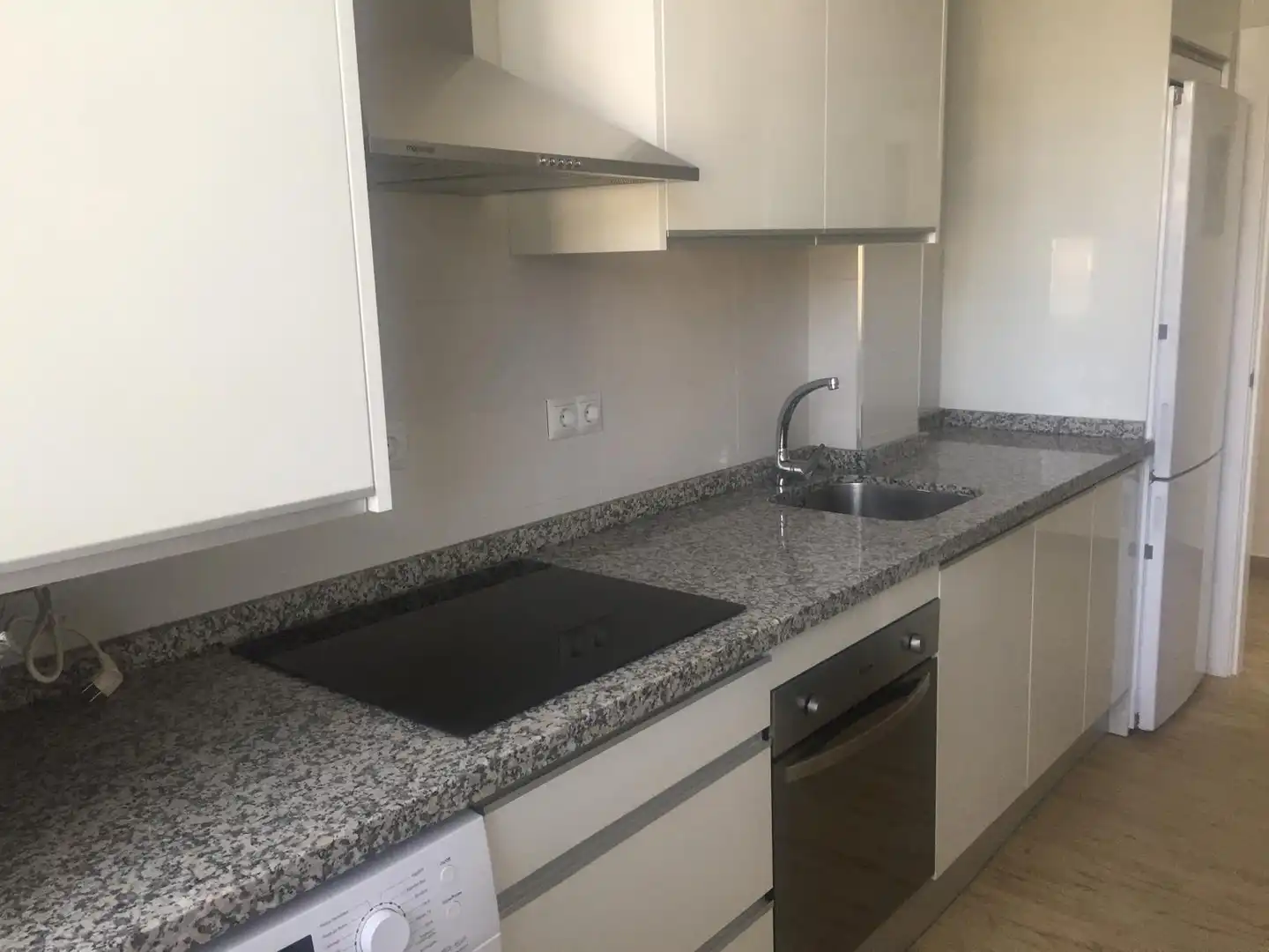 Cocina de Piso en venta en Granada con Amueblado, Horno y Lavadora
