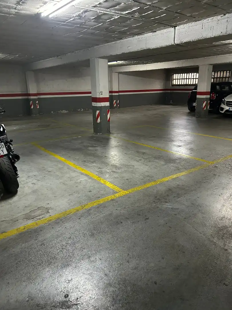 Parking of Garage for rent in Lleida