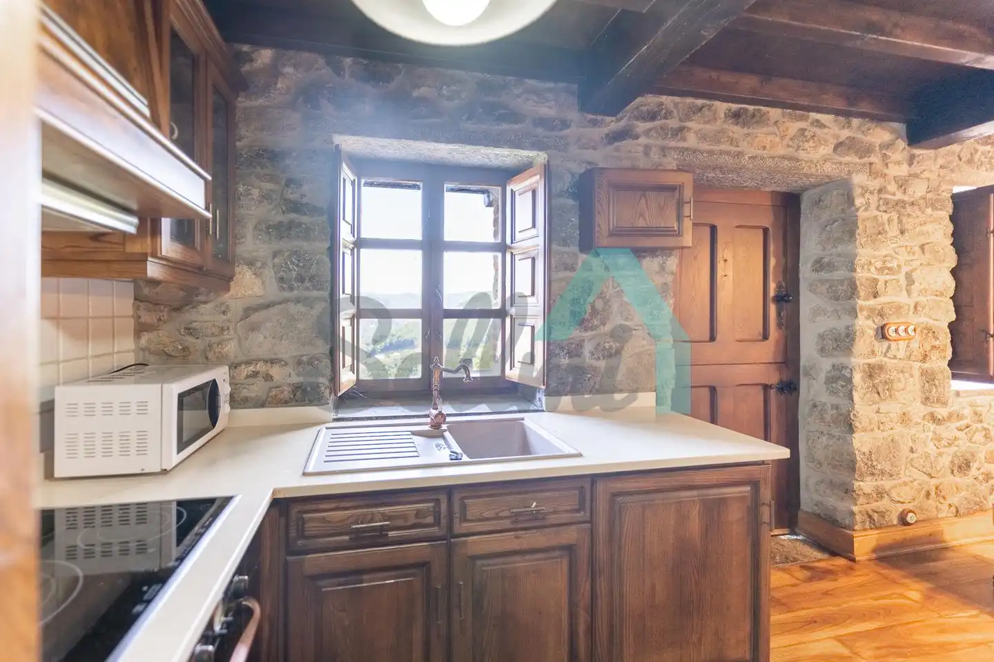 Cocina de Casa o chalet en venta en Morcín con Jardín privado, Terraza y Balcón