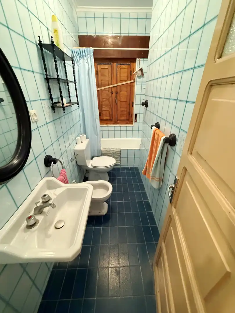 Baño de Casa o chalet en venta en Avilés con Calefacción, Jardín privado y Terraza