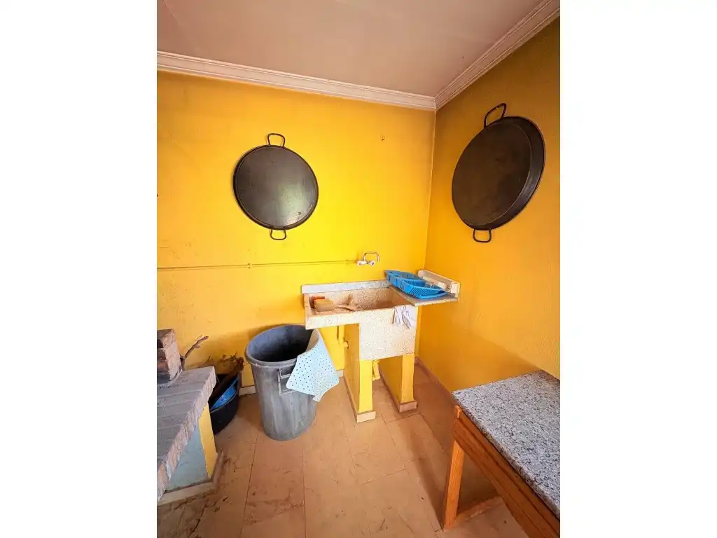 Kitchen of Country homes for sale in Canals