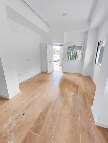 Piso en Venta en Calle Carlos Marx en Sta. Aurelia - Cantábrico - Atlàntico - La Romería