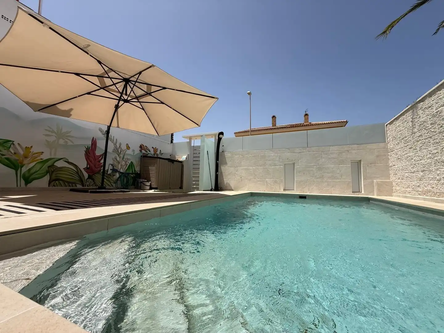 Reihenhaus mit Pool zum Verkauf in Pueblo Latino