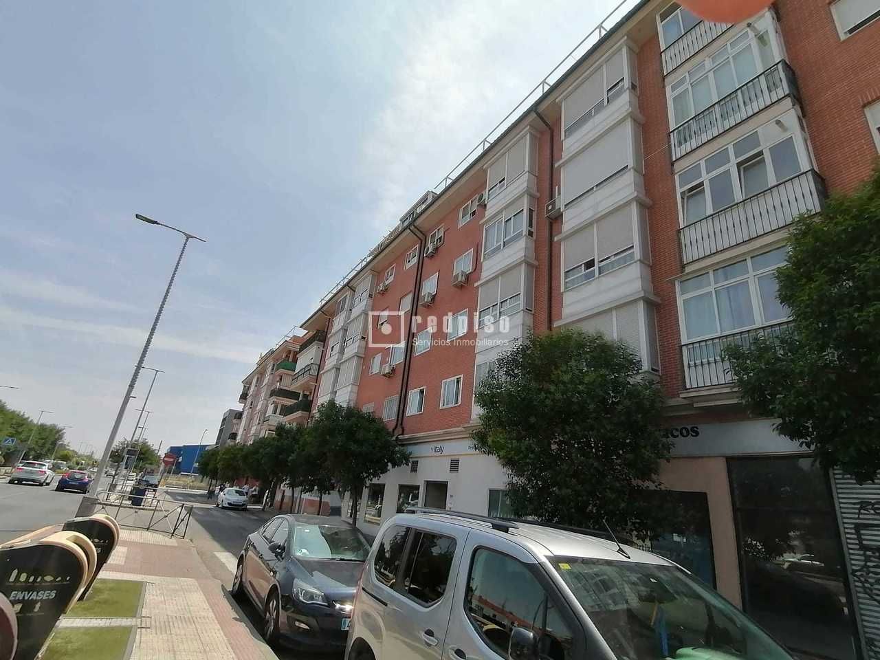 Exterior view of Flat for sale in Torrejón de Ardoz  with Air Conditioner, Heating and Parquet flooring