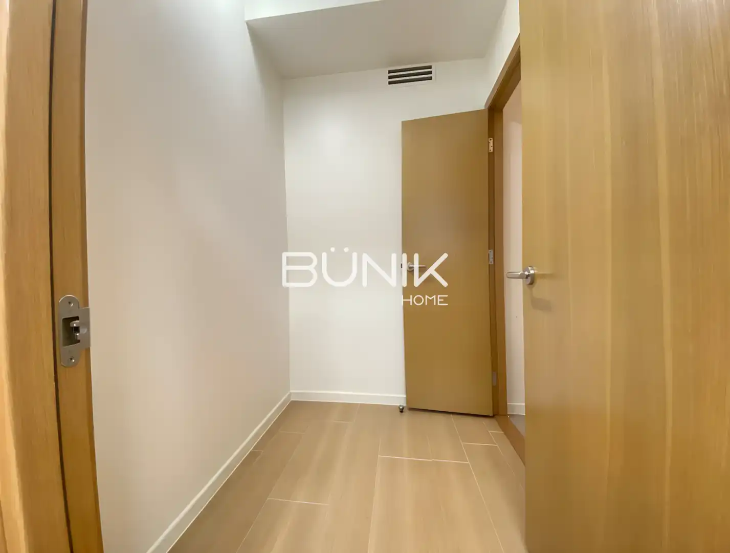 Business premises for sale in Carrer de l´Encarnacio, imagen 13