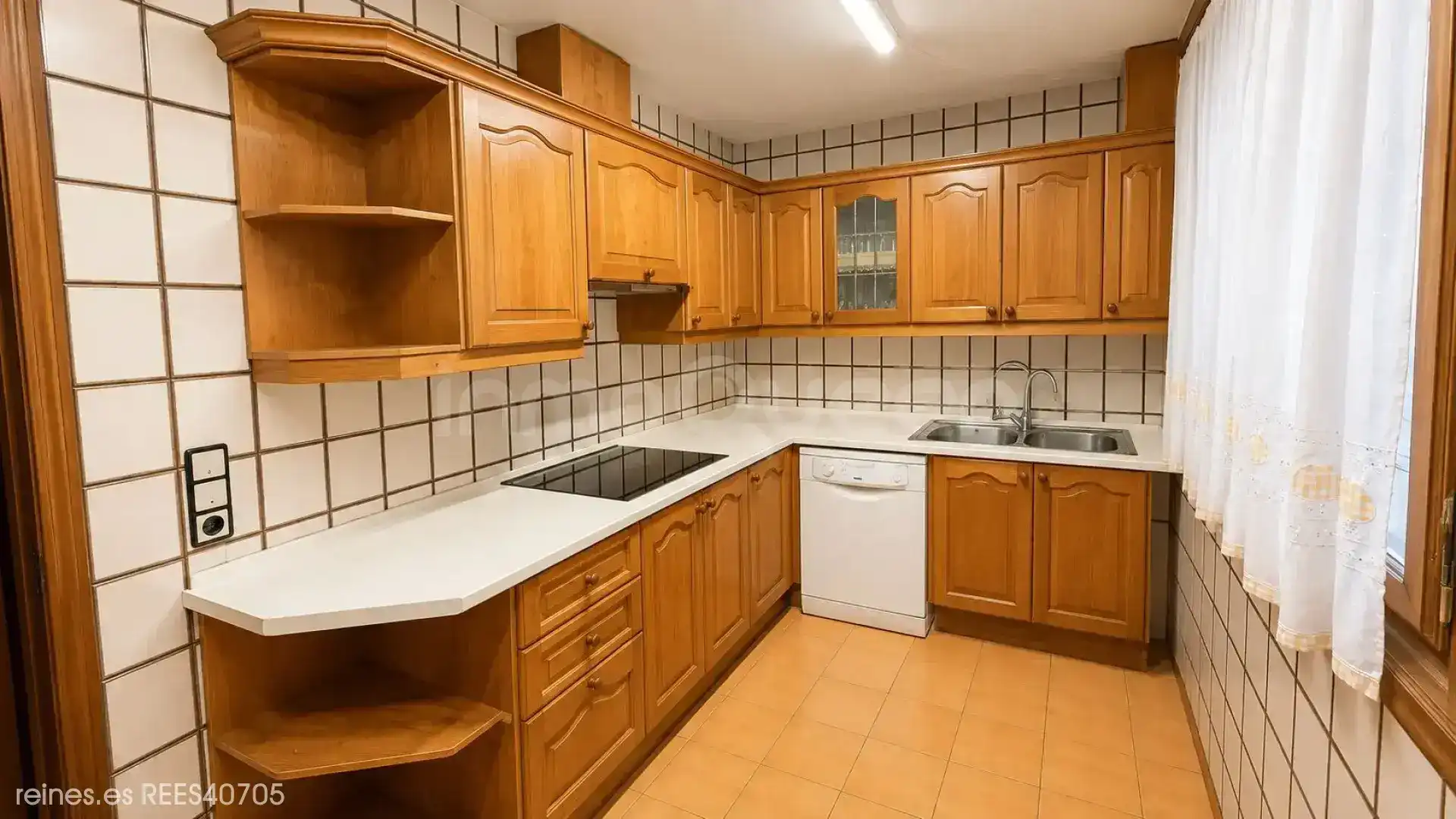 Cuina de Pis en venda en Zaragoza amb Calefacció i Terrassa