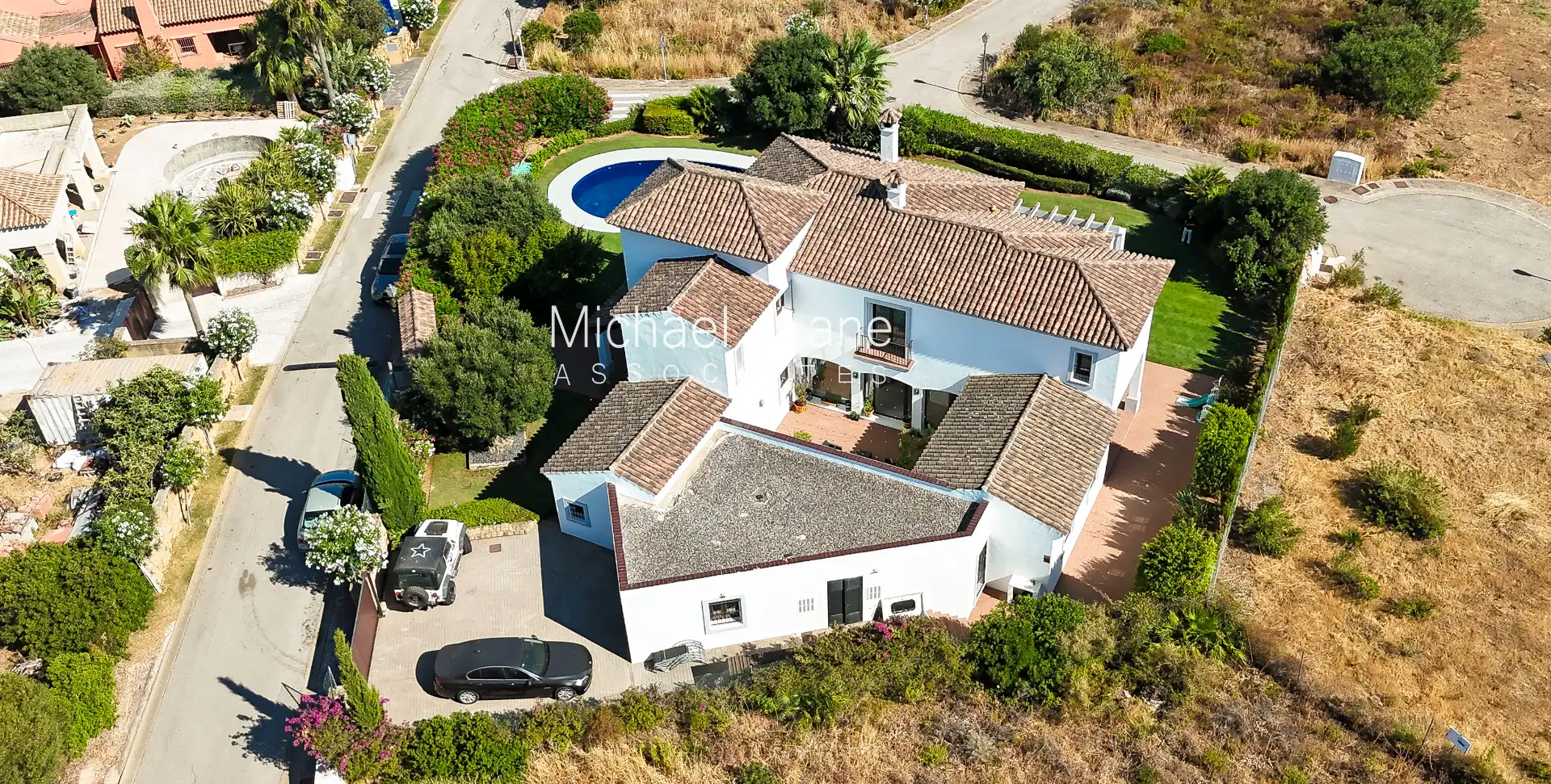 Exterior view of Houses for sale in Sotogrande  with Air Conditioner, Heating and Private garden