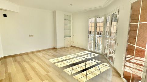 Photo 2 of Flat for rent in Calle Profesor Sainz Cantero, Centro - Sagrario, Granada Capital