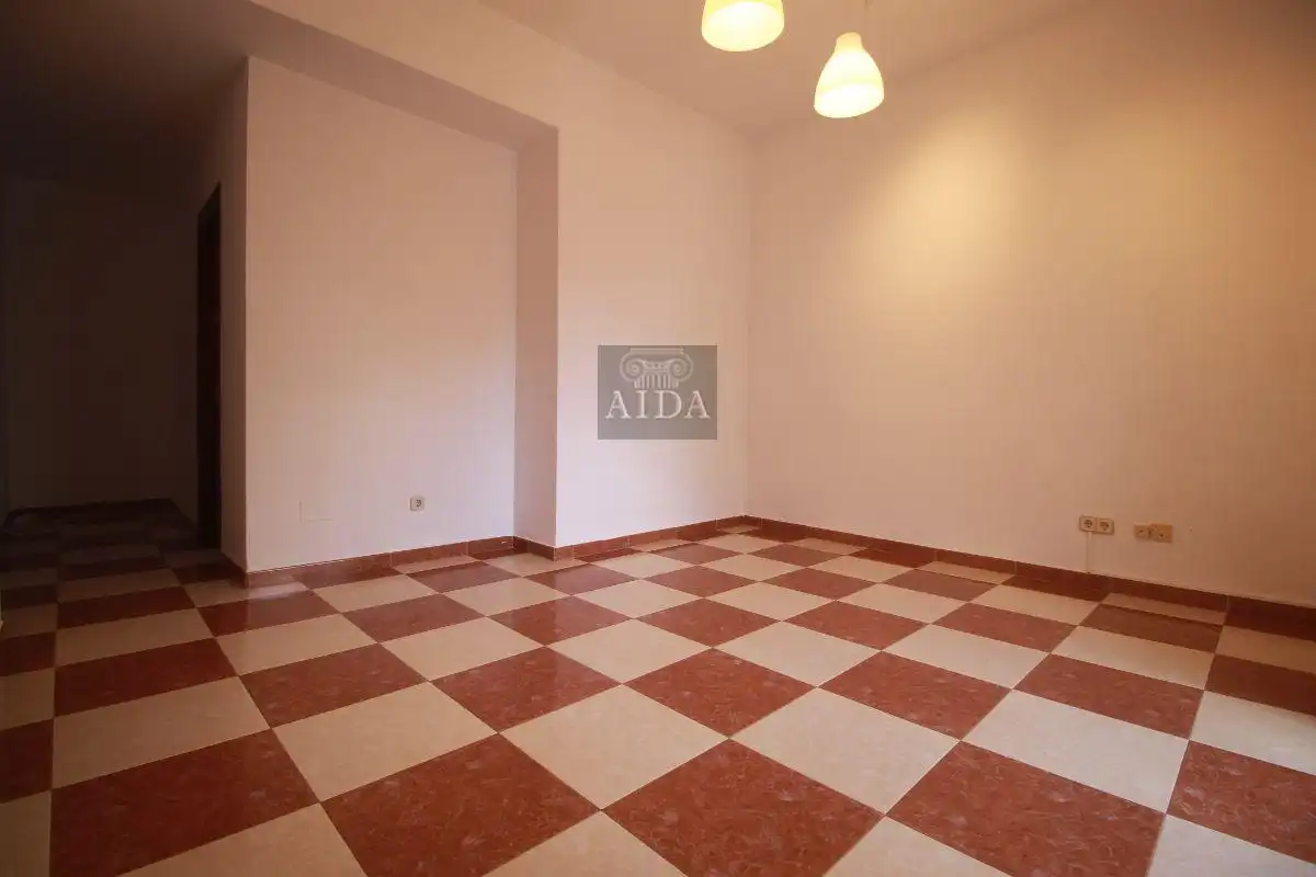 Bedroom of Commercial properties for rent in Estepona Pueblo