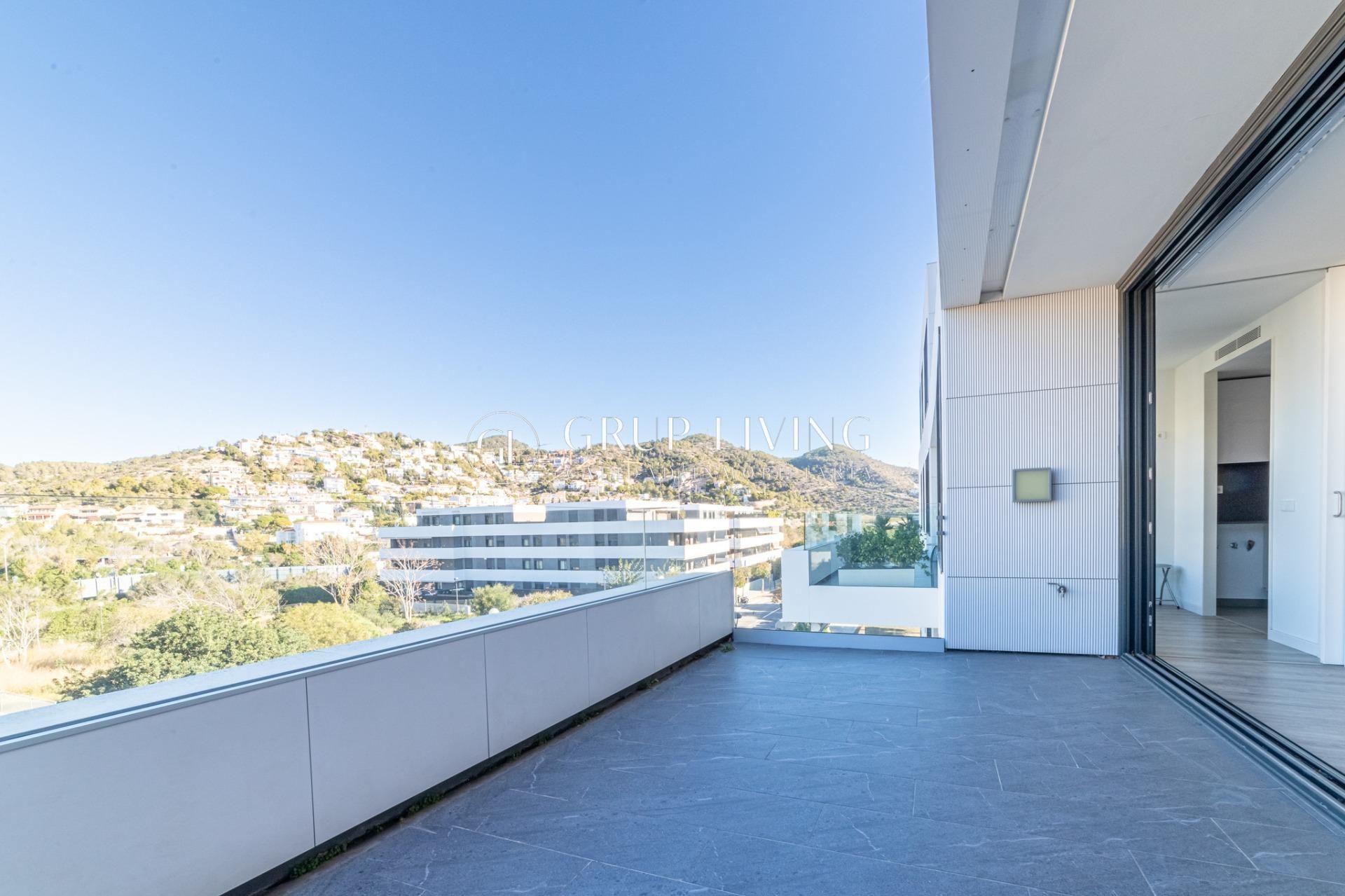 Terrace of Flat to rent in Sitges  with Air Conditioner, Heating and Private garden
